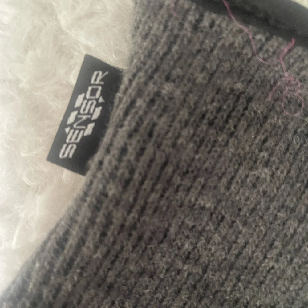 Gray Knit Gloves with OR Logo